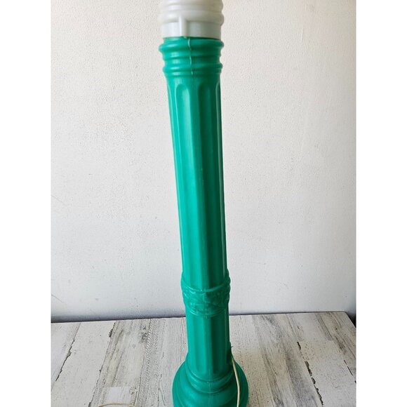 Vintage empire green rare candlestick lamp post blow mold light up Xmas lawn dec - Picture 9 of 10